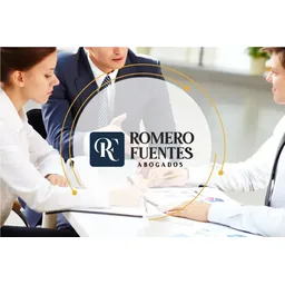 Logotipo de Romero Fuentes Abogados