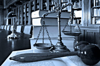 Desentrañando los entresijos legales: una mirada al mundo del derecho