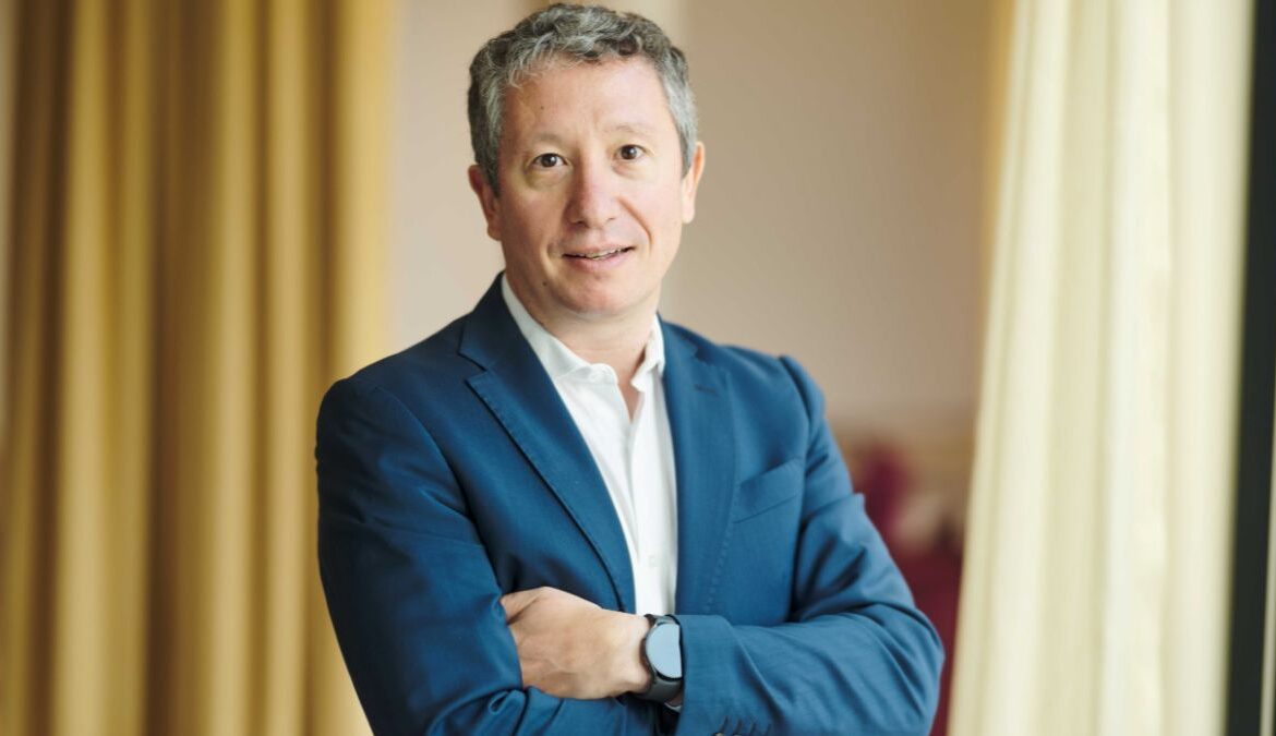 Wolters Kluwer presenta la funcionalidad de chat de documentos basada en GenAI en Legisway y Kleos