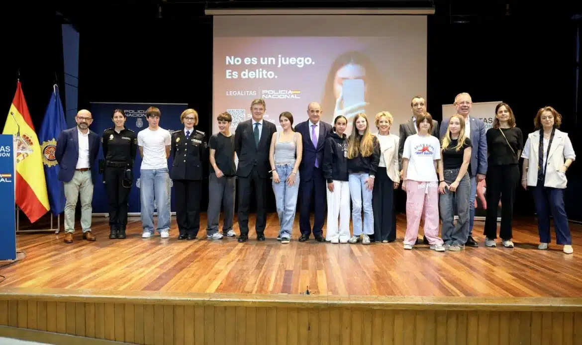 Fundación Legálitas y Policía Nacional advierten de las consecuencias legales de la violencia digital