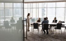Las empresas españolas en EEUU pueden recurrir a visados E-1 y E-2 ante el encarecimiento propuesto del OPT